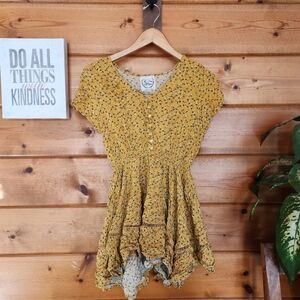 Sunday‎ Mi Amor Yellow Floral Mini Sundress Boho Shirred Ruffle Pleat Dress Sz M